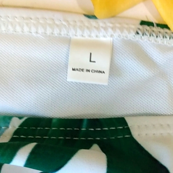 GREEN LEAF HIGH WAIST WHITE BIKINI BOTTOMS SIZE LARGE NWOT - Picture 3 of 4